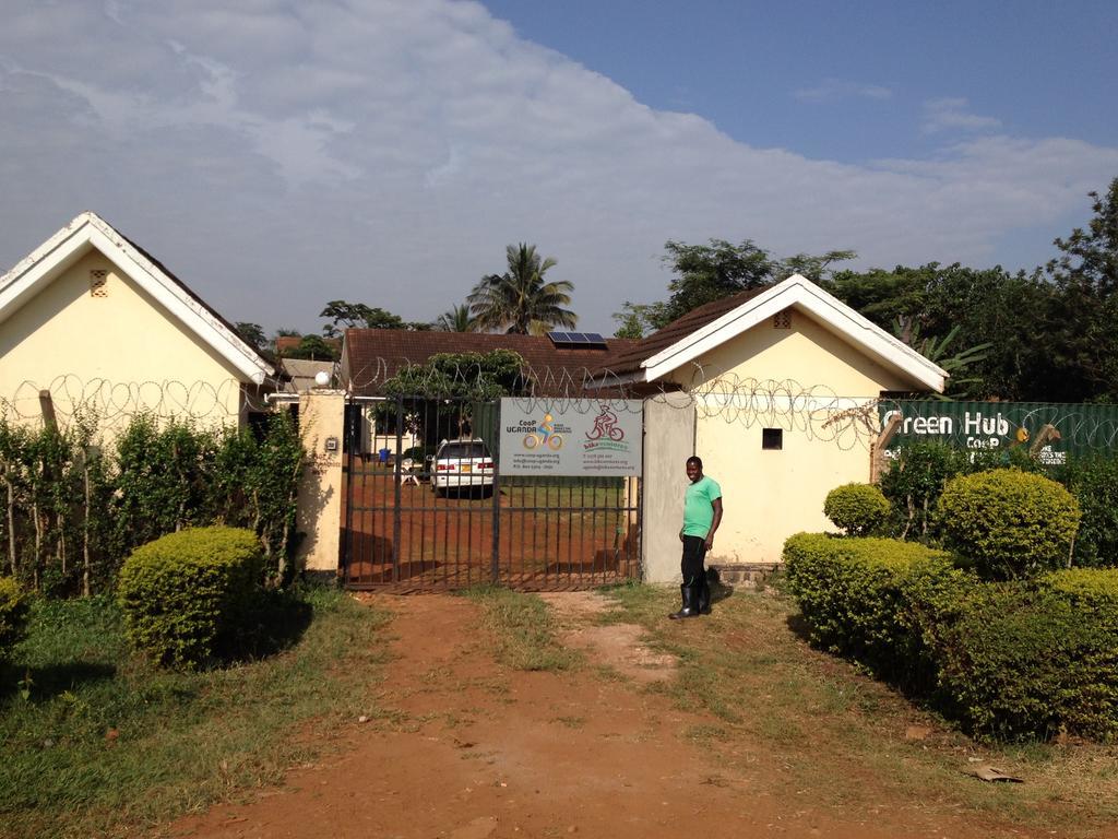 Bikeventures House Uganda Hotel Jinja Kültér fotó
